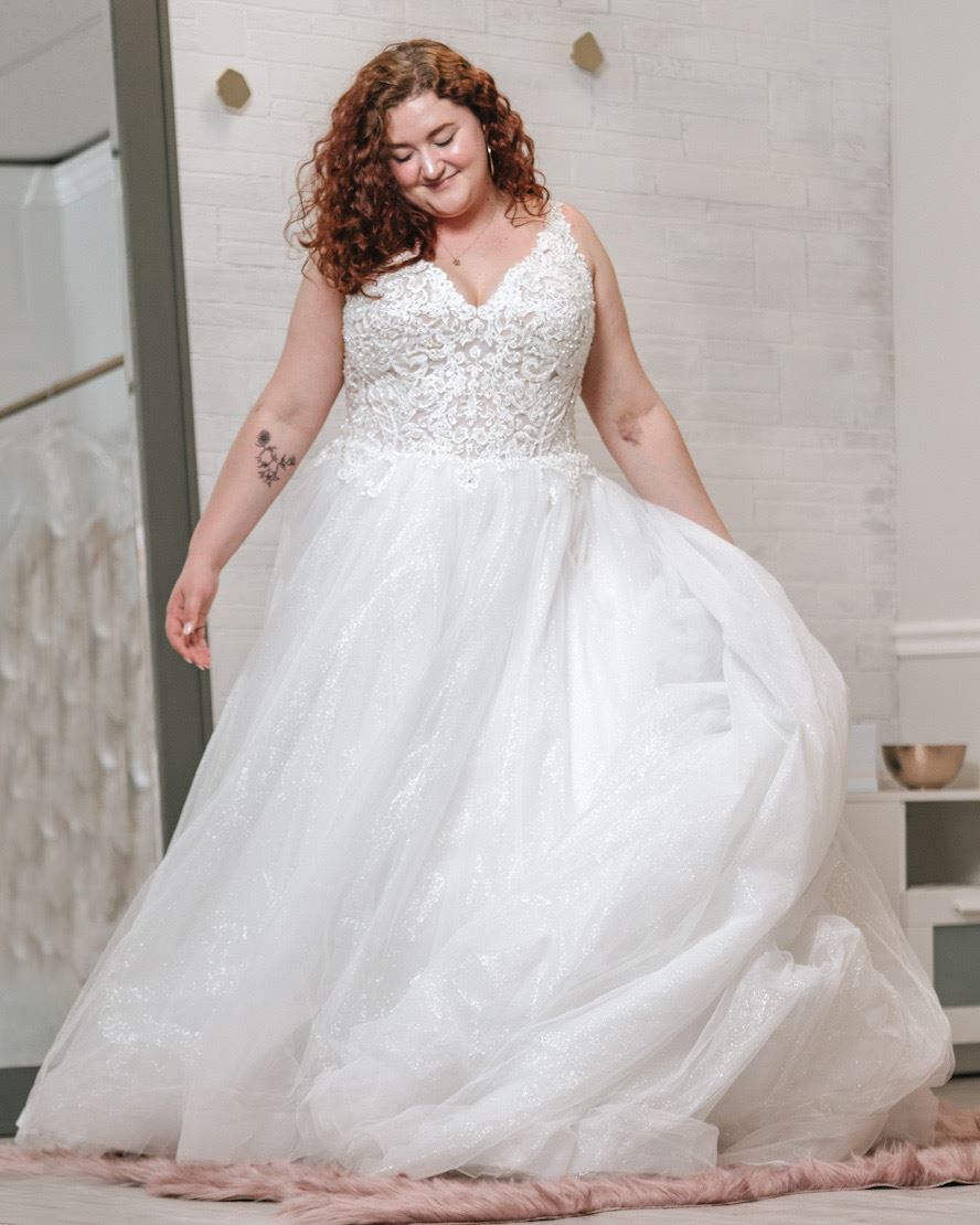 Plus Size wedding gown curvy wedding dresses